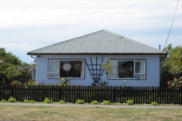 Photo of property in 1 Keighleys Road, Bromley, Christchurch, 8062