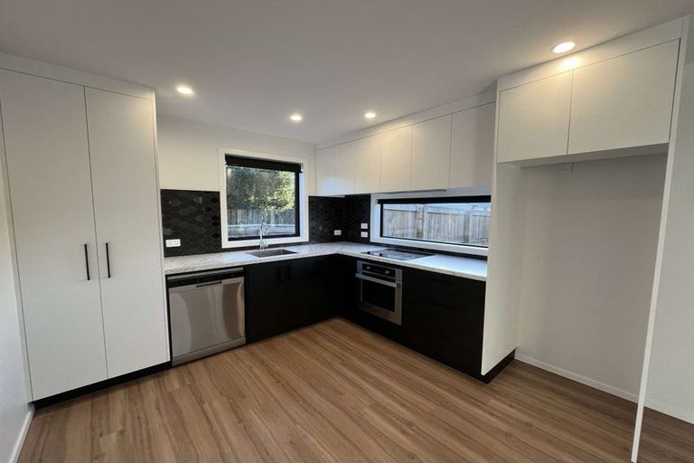 Photo of property in 28 Sussex Street, Levin, 5510