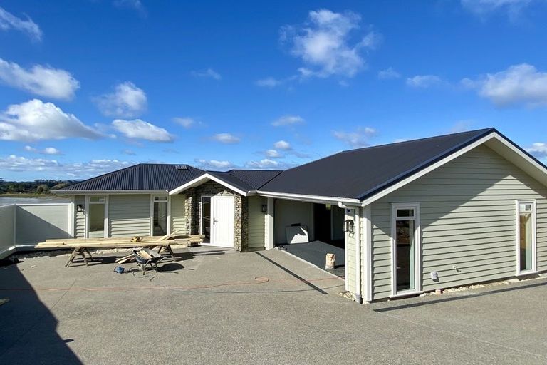 Photo of property in 28 Oyster Place, Omokoroa, 3114