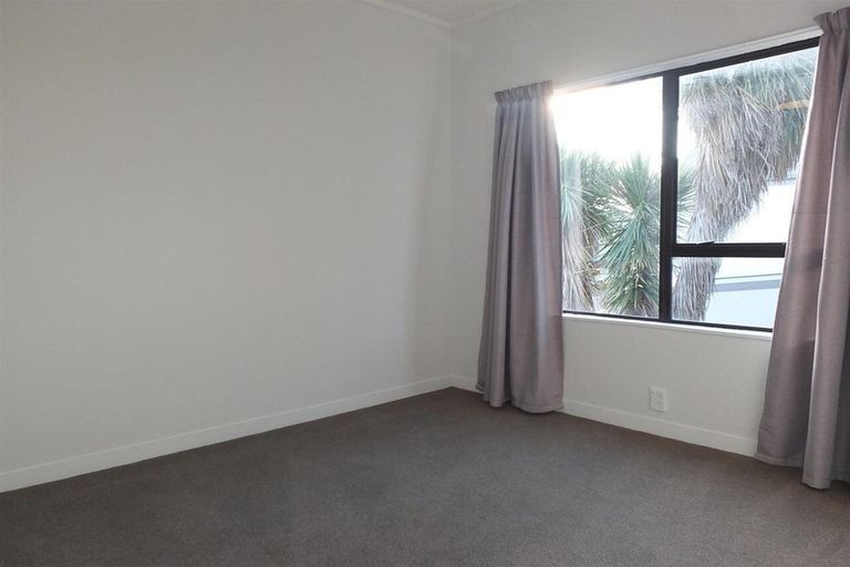 Photo of property in 526 Barbadoes Street, Edgeware, Christchurch, 8013