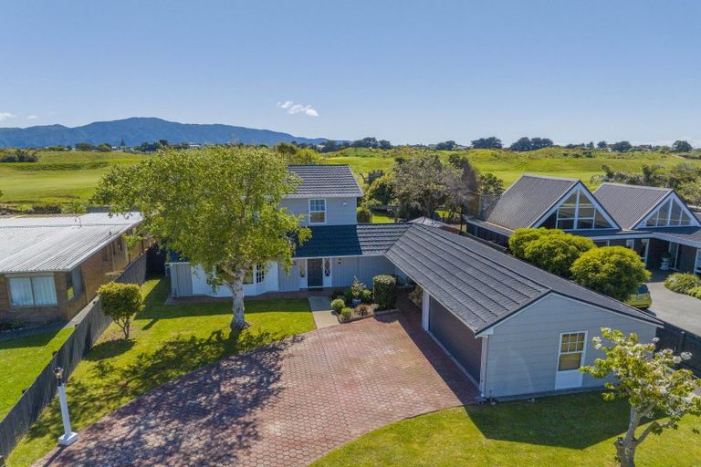 Photo of property in 35 Callender Terrace, Paraparaumu Beach, Paraparaumu, 5032