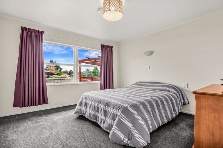 Photo of property in 5 Porikapa Road, Owhata, Rotorua, 3010