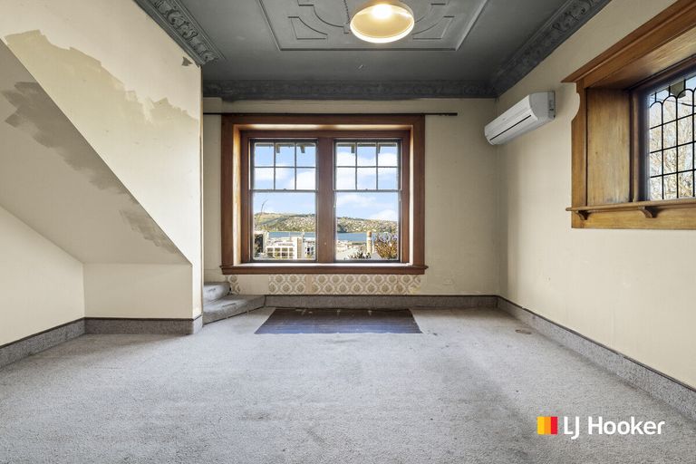 Photo of property in 34 Elm Row, Dunedin Central, Dunedin, 9016
