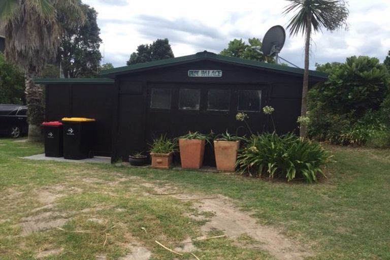 Photo of property in 37 Motiti Road, Papamoa Beach, Papamoa, 3118