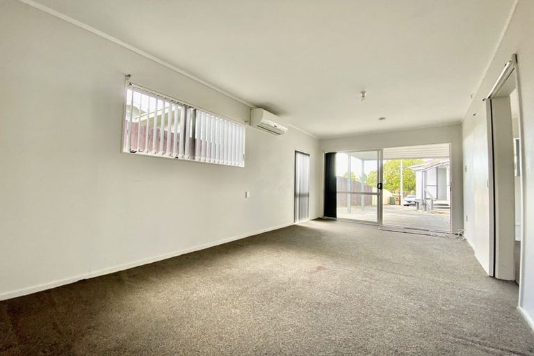 Photo of property in 219 Mahia Road, Wattle Downs, Auckland, 2103