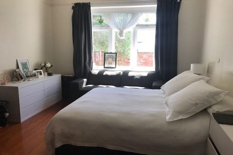 Photo of property in 55 Scarborough Terrace, Mount Victoria, Wellington, 6011