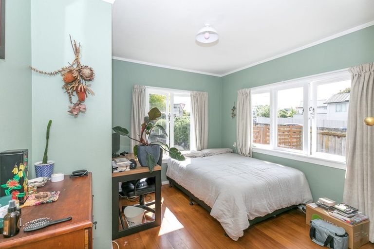 Photo of property in 67 Lake Crescent, Hamilton Lake, Hamilton, 3204