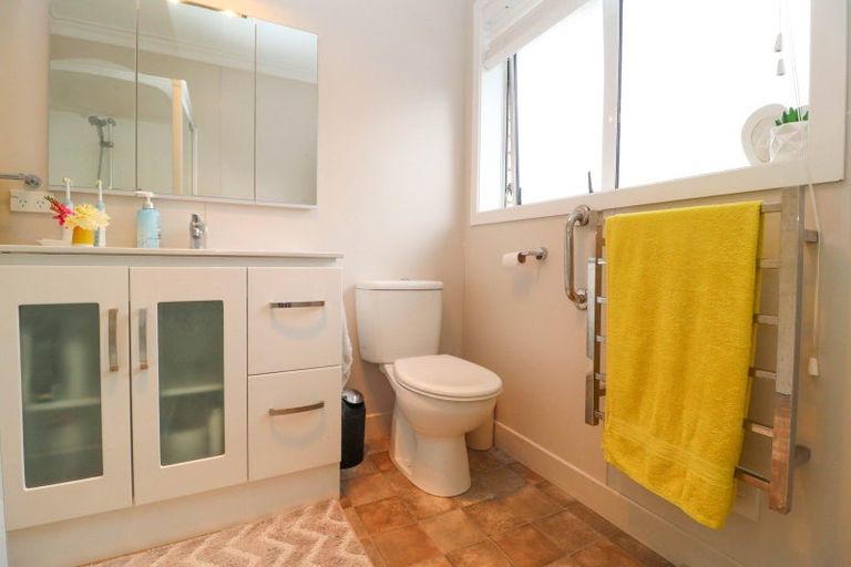 Photo of property in 413 Mackay Street, Thames, 3500