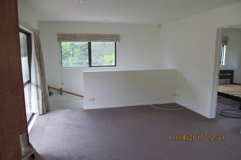 Photo of property in 12a Wicklam Lane, Greenhithe, Auckland, 0632