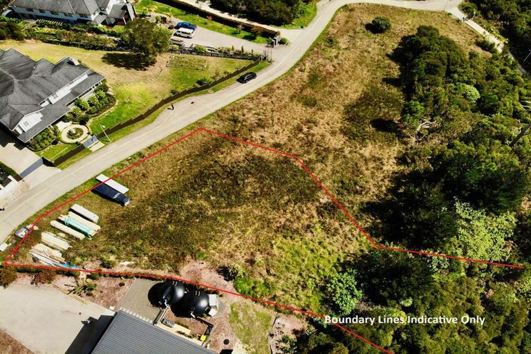 Photo of property in 274a Okura River Road, Long Bay, Auckland, 0792