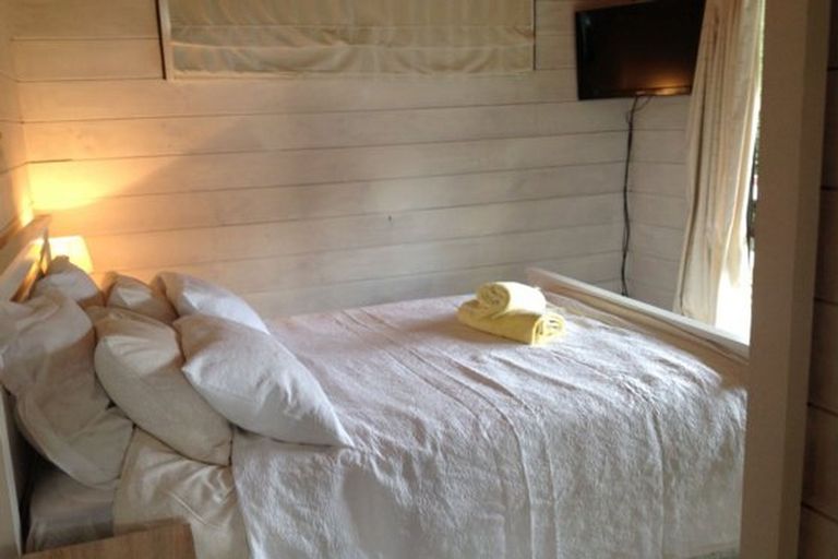 Photo of property in 4 Ross Street, Opua, 0200