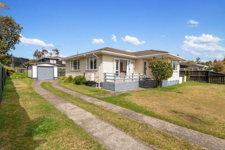Photo of property in 31 Mckee Avenue, Fenton Park, Rotorua, 3010