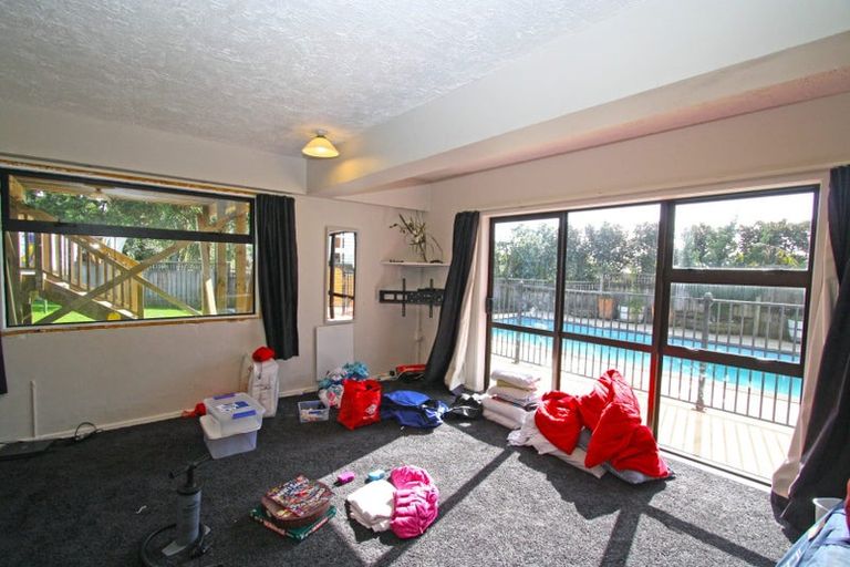 Photo of property in 86 Cutfield Road, New Plymouth, 4310