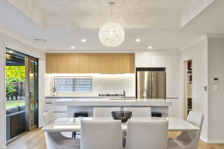 Photo of property in 10 Kayelene Place, Omokoroa, 3114