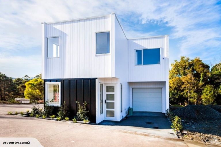 Photo of property in 16 Ketu Court, Albany Heights, Auckland, 0632