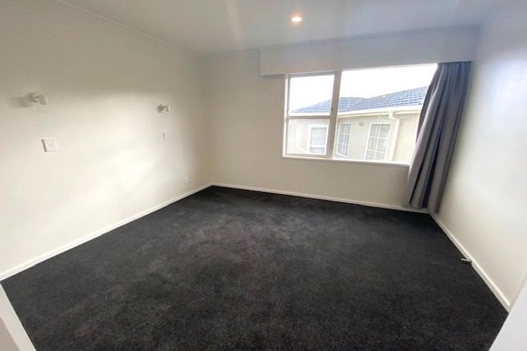 Photo of property in 26 Middleton Road, Johnsonville, Wellington, 6037