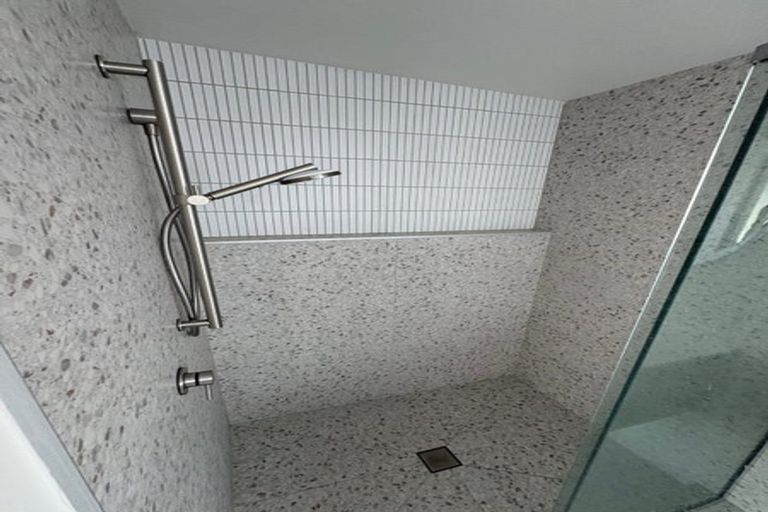 Photo of property in 66 Aikmans Road, Merivale, Christchurch, 8014