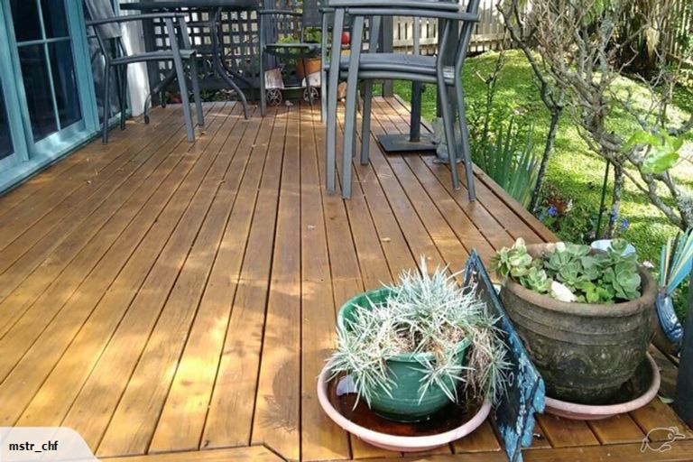 Photo of property in 2/485 Don Buck Road, Massey, Auckland, 0614