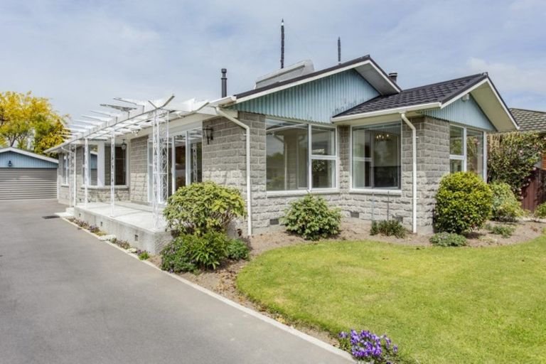 Photo of property in 3 Glenavon Place, Ilam, Christchurch, 8041