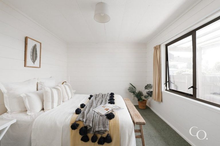 Photo of property in 26 Queen Road, Bellevue, Tauranga, 3110