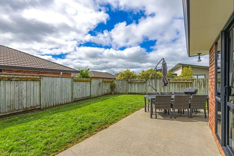 Photo of property in 10 Cleveland Heights, Kelvin Grove, Palmerston North, 4414