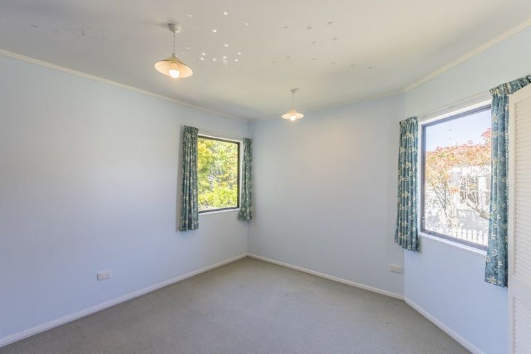 Photo of property in 102b Matatua Road, Raumati Beach, Paraparaumu, 5032