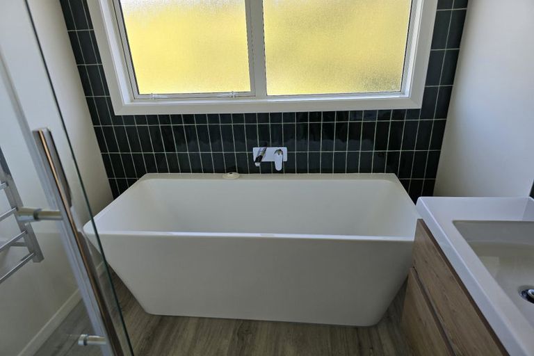 Photo of property in 2/2 View Road, Mount Eden, Auckland, 1024