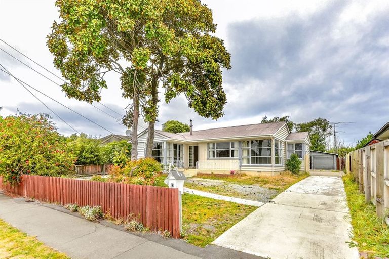 Photo of property in 12 Rowan Avenue, Aranui, Christchurch, 8061
