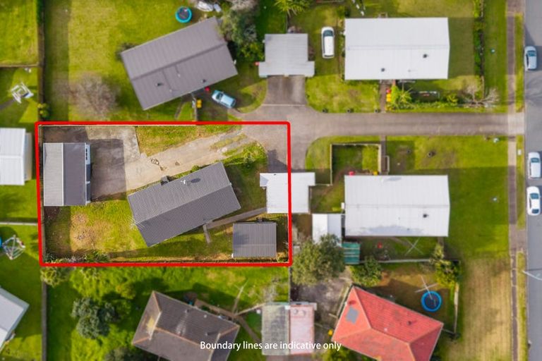 Photo of property in 80 Cottingham Crescent, Mangere East, Auckland, 2024