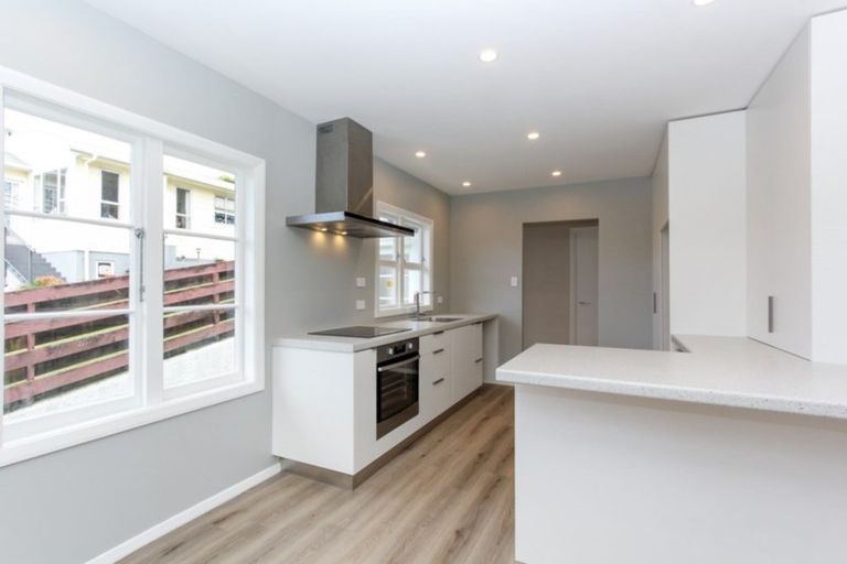 Photo of property in 8 Lorna Street, Lynmouth, New Plymouth, 4310