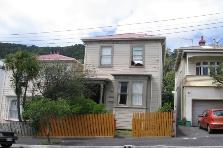 Photo of property in 57 Austin Street, Mount Victoria, Wellington, 6011