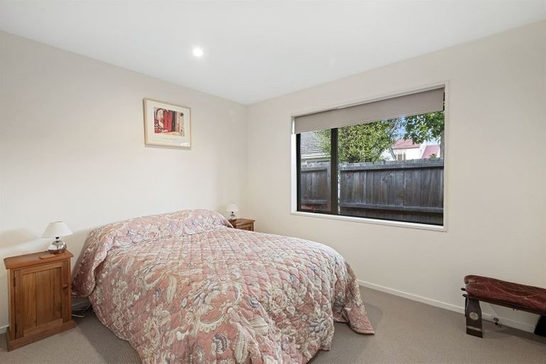 Photo of property in 102a Saint Martins Road, Saint Martins, Christchurch, 8022