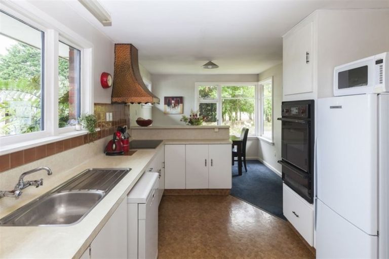 Photo of property in 73 Eders Road, Woodend, 7610