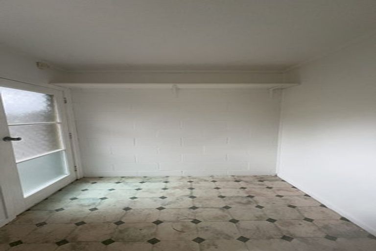 Photo of property in 3/16 Marriott Road, Pakuranga, Auckland, 2010