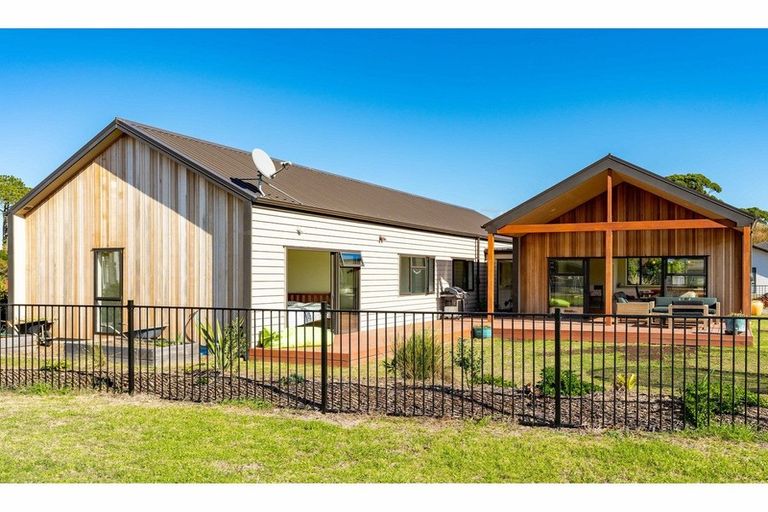 Photo of property in 5 Park Rise, Mangawhai Heads, Mangawhai, 0505