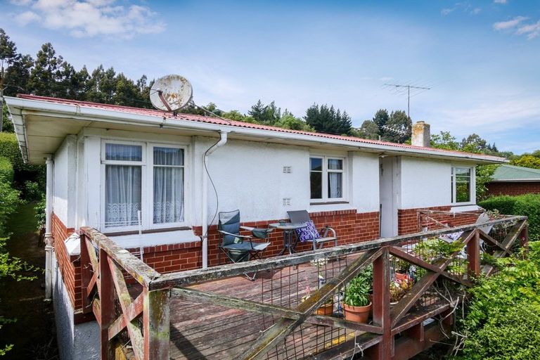 Photo of property in 95 Hocken Street, Kenmure, Dunedin, 9011