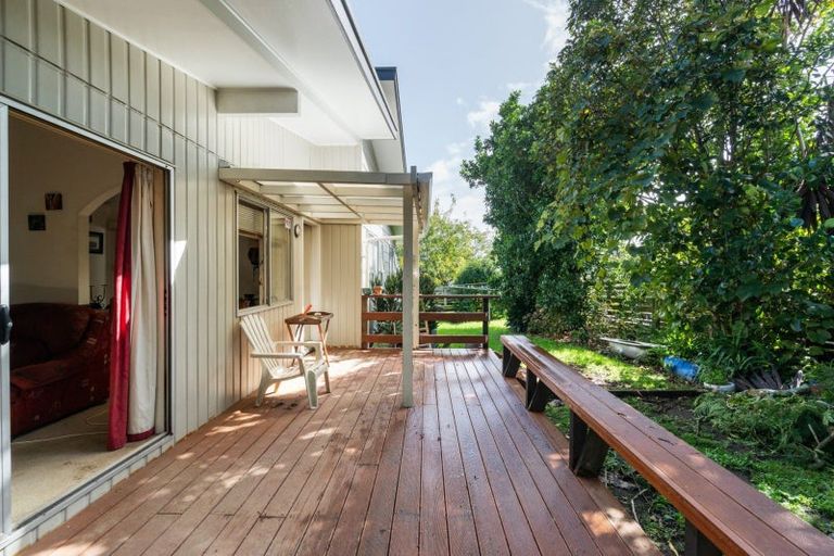 Photo of property in 21 Jonathon Street, Brookfield, Tauranga, 3110