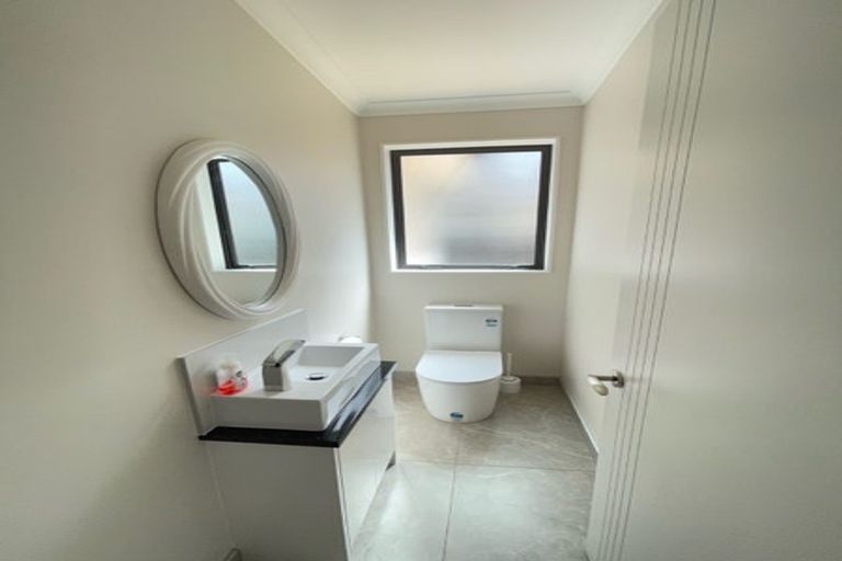 Photo of property in 13 Tawatawa Street, Long Bay, Auckland, 0630