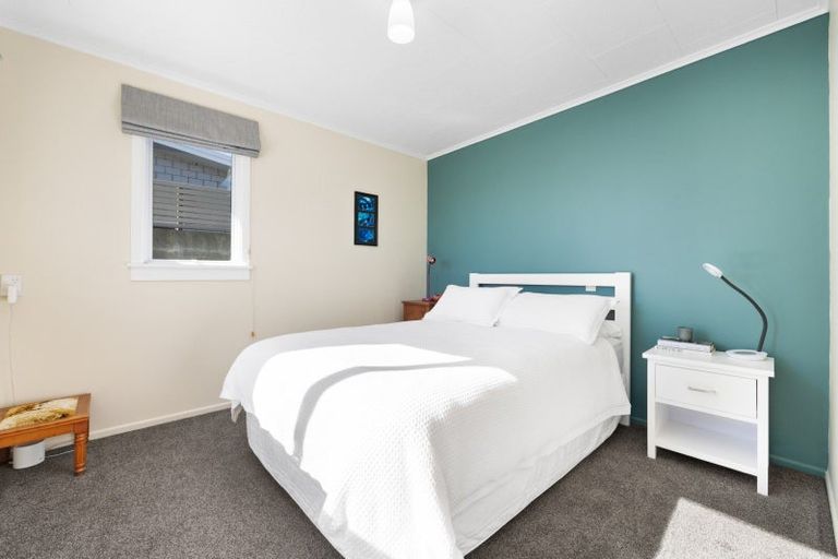 Photo of property in 8 Oriental Street, Welbourn, New Plymouth, 4312