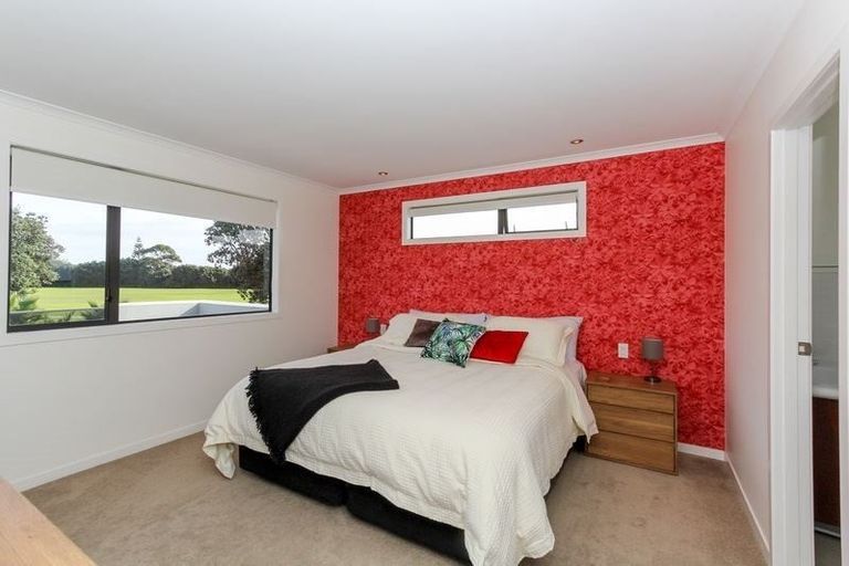 Photo of property in 5 Parkvue Drive, Bell Block, New Plymouth, 4312