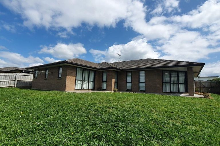 Photo of property in 11 Kilbryde Crescent, Pokeno, 2402