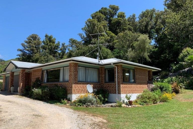 Photo of property in 8 Haile Lane, Pohara, Takaka, 7183