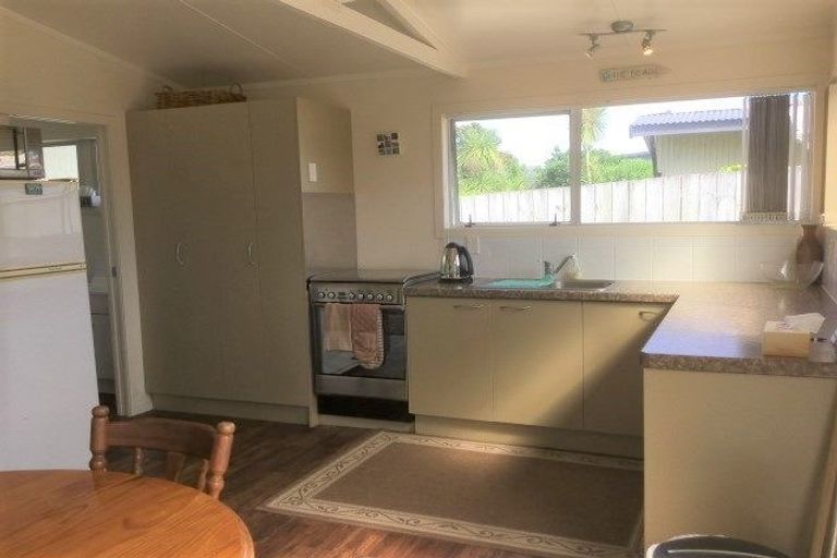 Photo of property in 28 Motiti Road, Papamoa Beach, Papamoa, 3118