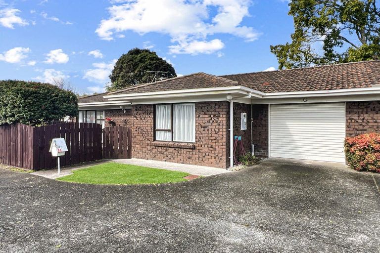 Photo of property in 8/66 Rathgar Road, Henderson, Auckland, 0610