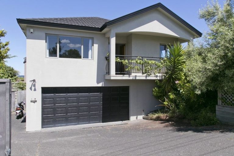 Photo of property in 1/23 Mere Road, Taupo, 3330