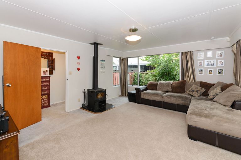 Photo of property in 124 Tremaine Avenue, Westbrook, Palmerston North, 4412