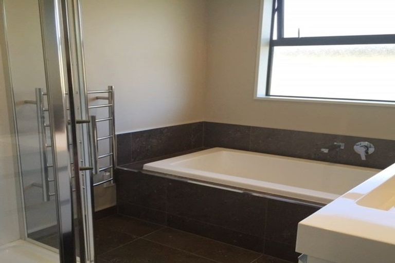 Photo of property in 6 Pimlico Place, Rangiora, 7400