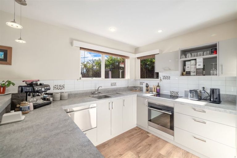 Photo of property in 8 Eros Place, North New Brighton, Christchurch, 8083