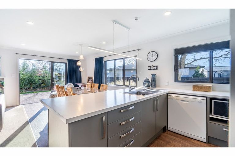 Photo of property in 6 Dawson Place, Alexandra, 9320