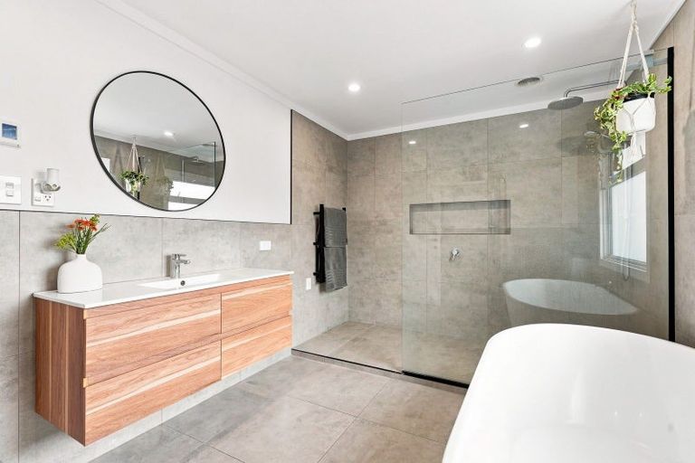 Photo of property in 12 Cumbrae Place, Aramoho, Whanganui, 4500
